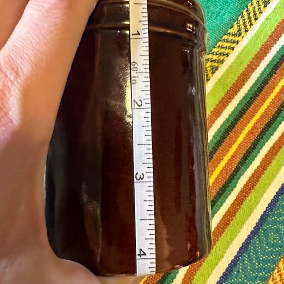 Vintage Glazed Stoneware Cheese Crock with Metal Lock Lid in Brown from 1970s - Picture 16 of 16